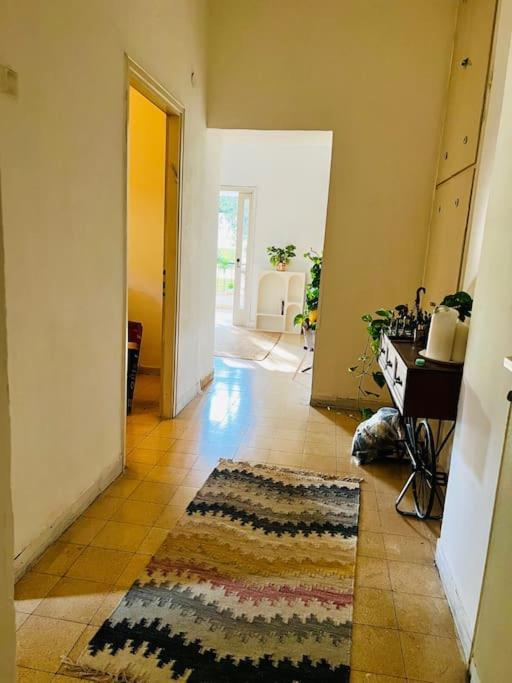 כפר בלב העיר המקום ביותר בתל אביב Tel Aviv Exterior foto